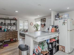 151 Centershore Rd, Centerport, NY 11721