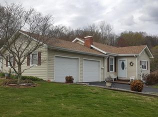 1550 Lawrence St, Kingsport, TN 37665