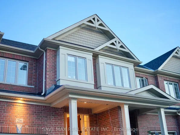 216 Broadacre Dr, Kitchener, ON N2R 0S6