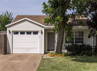 1436 S B St, Rogers, AR 72756