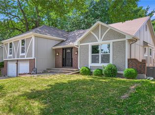 2113 NW 10th St, Blue Springs, MO 64015