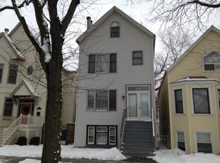 1939 W Wellington Ave, Chicago, IL 60657