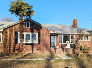 204 Findley St, Iva, SC 29655