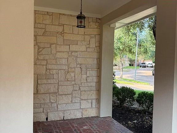 5th image of 3511 Cedar Hill Ct
