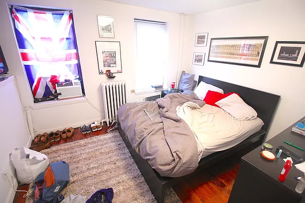 Rented by Compass | media 23