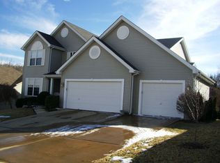 1124 Bent Tree Trails Dr, Fenton, MO 63026