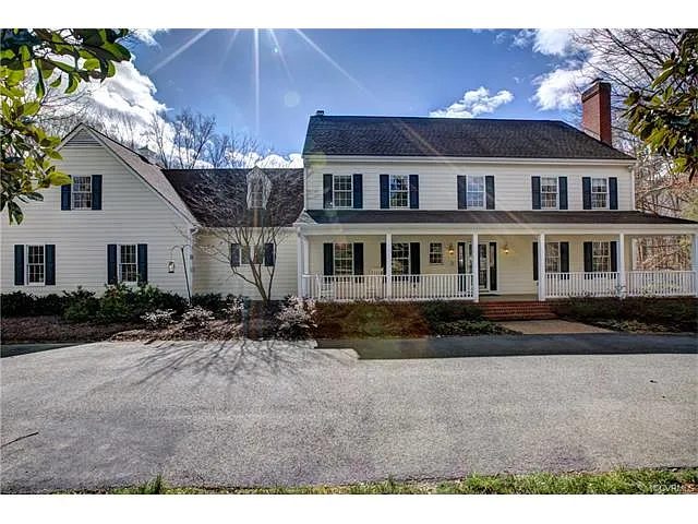 1345 Millers Ln photo 1