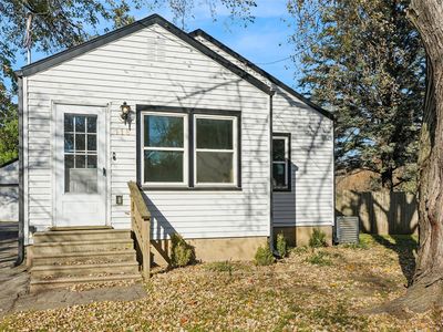 118 E Watrous Ave, Des Moines, IA, 50315
