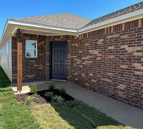2nd image of 3605 N Scarlet Ln