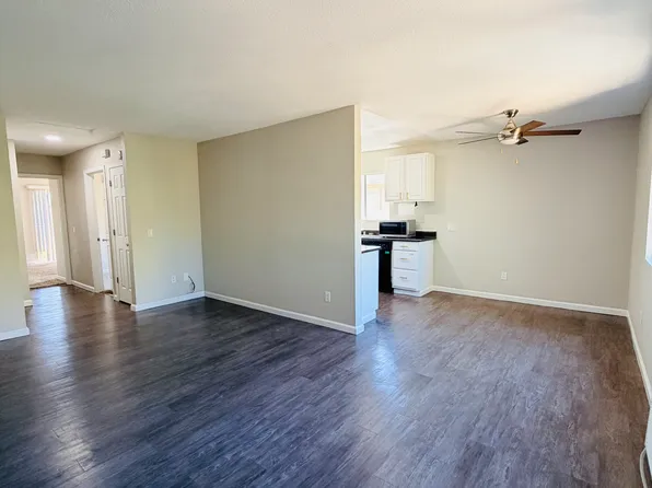 715 B St APT 7, Ramona, CA 92065