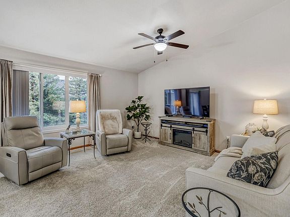 3rd image of 12241 Lincoln St NE #23