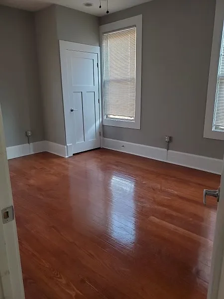6 bed, 2140 sqft, $3,800 — Photo 4