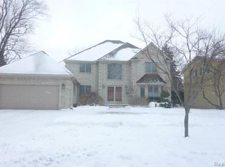 1756 Kinmore St, Dearborn Heights, MI 48127