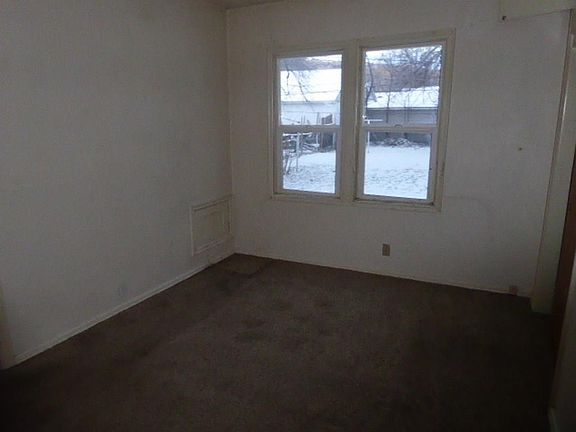 5th image of 817 N 22nd St