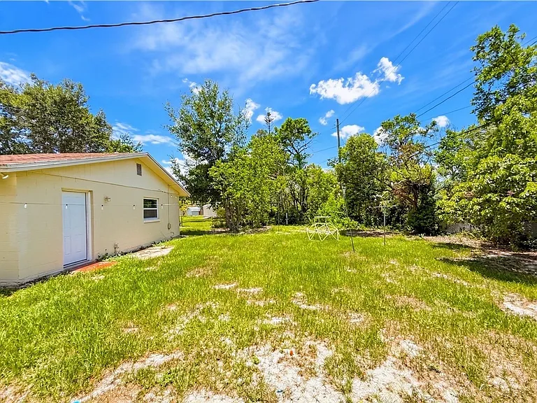 530 Obispo Ave — Photo 21