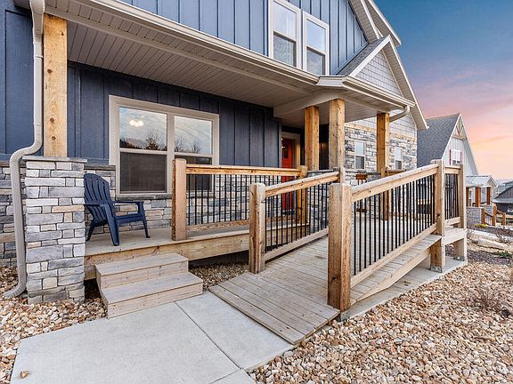 4th image of 220 Branson Cove Boulevard #22