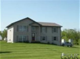 9900 W Price Rd, Laingsburg, MI 48848