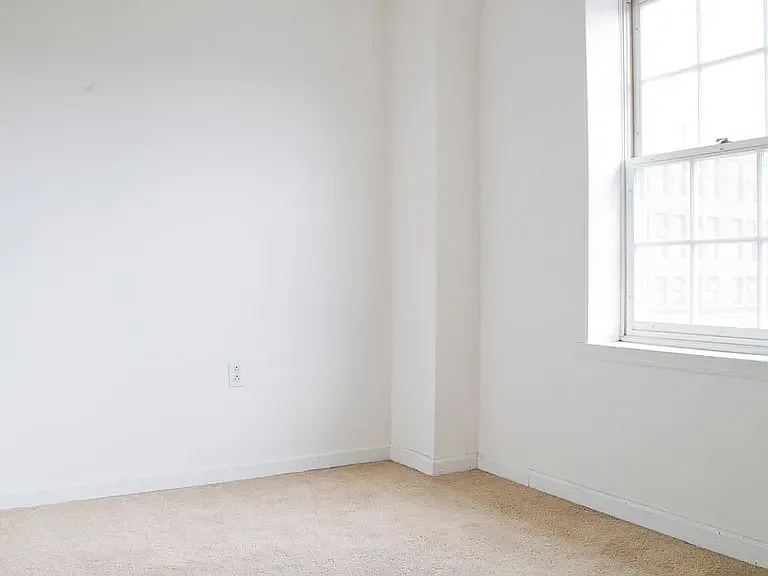 2 bed, $1,600 — Photo 3