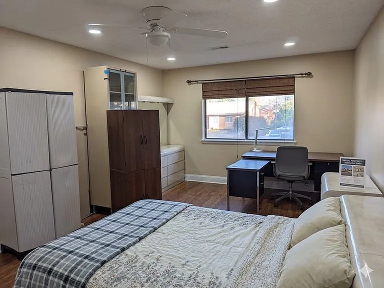 506 Edison Glen Ter #506 — Photo 2