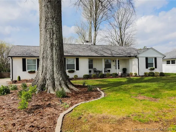 1705 Crestview Dr, New Albany, IN 47150