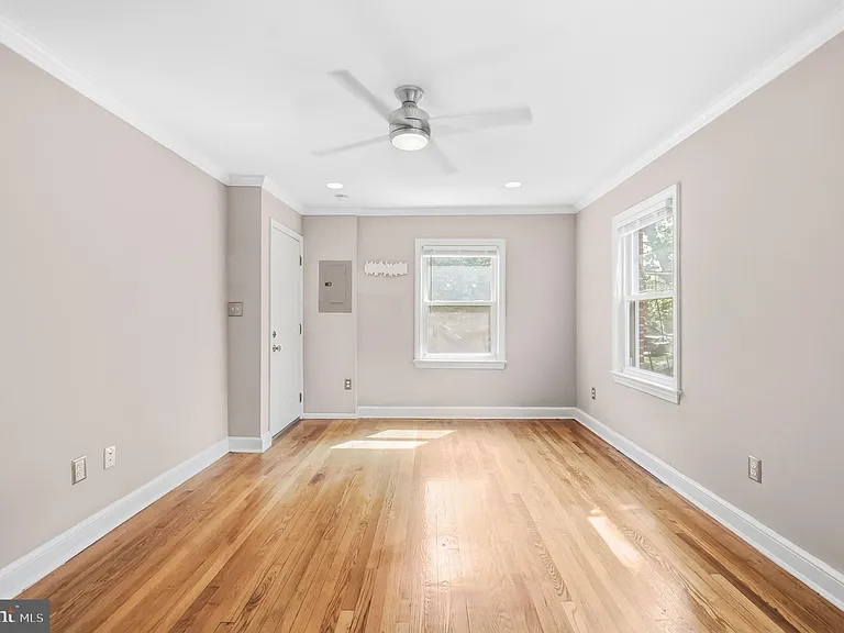 7300 Flower Ave #3 — Photo 7