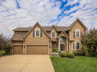 11928 W 132nd St, Overland Park, KS 66213