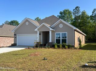 17915 Kelso Dr, Diberville, MS 39540
