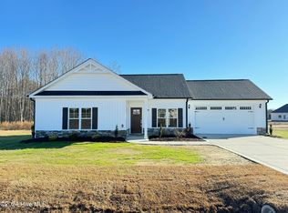 118 Emerson Fields Dr, Pikeville, NC 27863