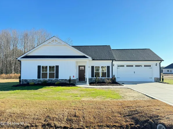 118 Emerson Fields Drive, Pikeville, NC 27863