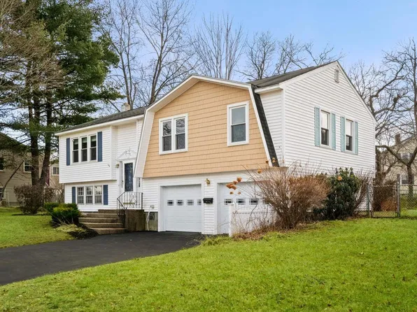 35 Gilhaven Road, Manchester, NH 03104