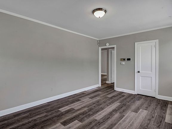 5th image of 3908 Gibson St