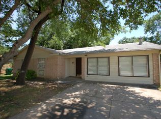 6008 Hillcrest Dr, Watauga, TX 76148