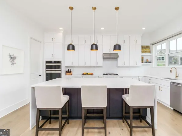 6076 Gaines St, Norcross, GA 30071