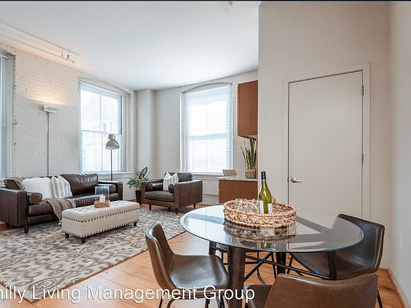 5th image of 1200 Walnut St #14915287