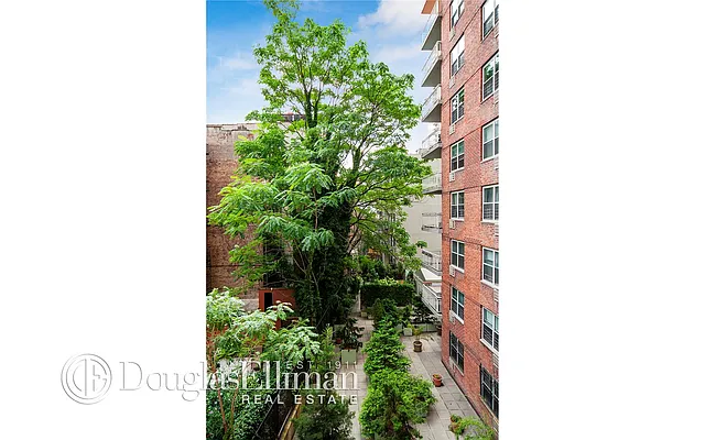 Sold by Douglas Elliman | media 20