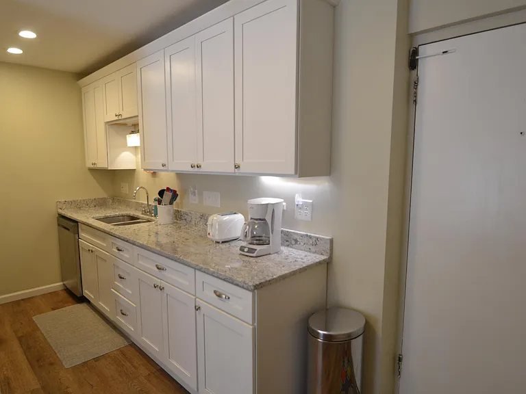 4815 Reading Rd #2 — Photo 6