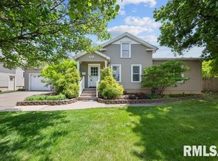 824 S State St, Geneseo, IL 61254