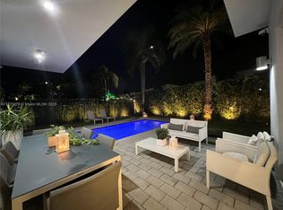7550 NW 101st Ct #0, Miami, FL 33178