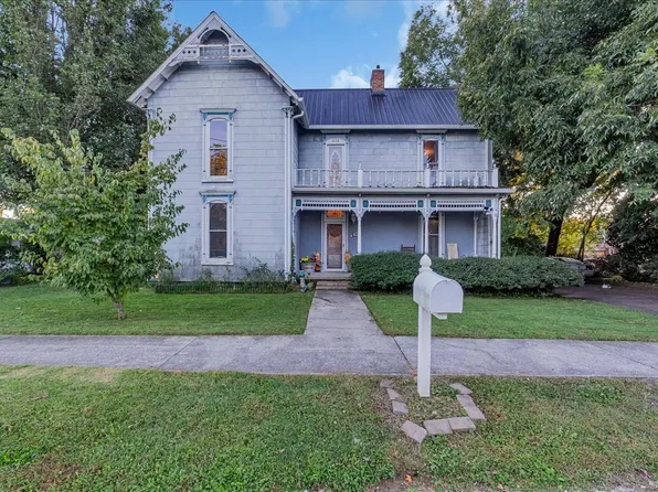 412 E Harp St, Manchester, TN 37355