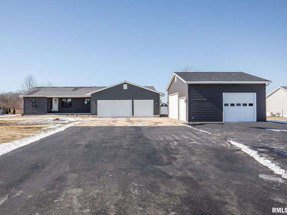 1st image of 21636 E 650th St