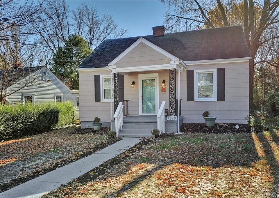 1st image of 2629 Kenwood Ave