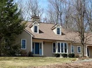 4 Eden Hl, Southwick, MA 01077