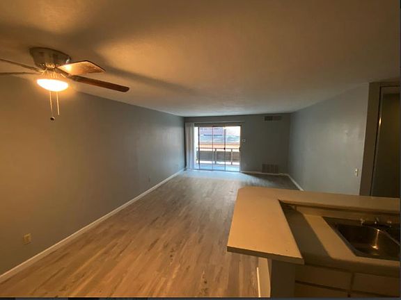 4th image of C203-1625 Hotel Cir S #C203