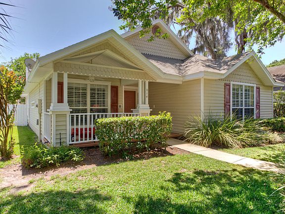 2nd image of 614 Paradise Ct