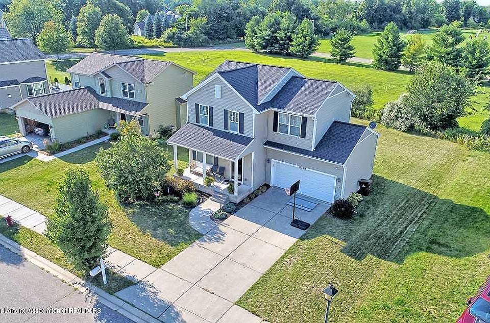1st image of 3090 Moccasin Dr