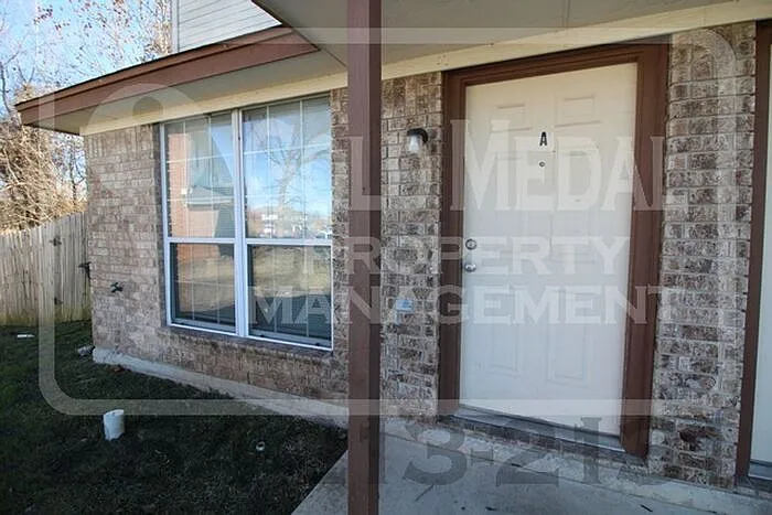 Building Photo - 4008 Pilgram Dr