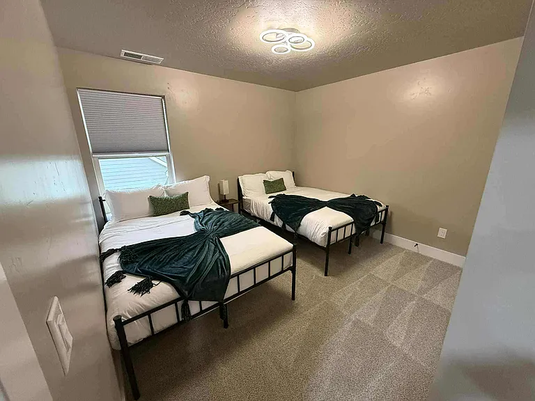 1113 W Blaine Ave #2 — Photo 7