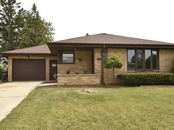 1605 Manitowoc AVENUE, South Milwaukee, WI 53172