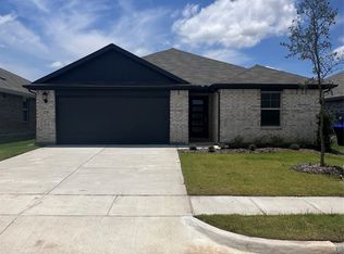 230 Sugarlands Dr, Greenville, TX 75402
