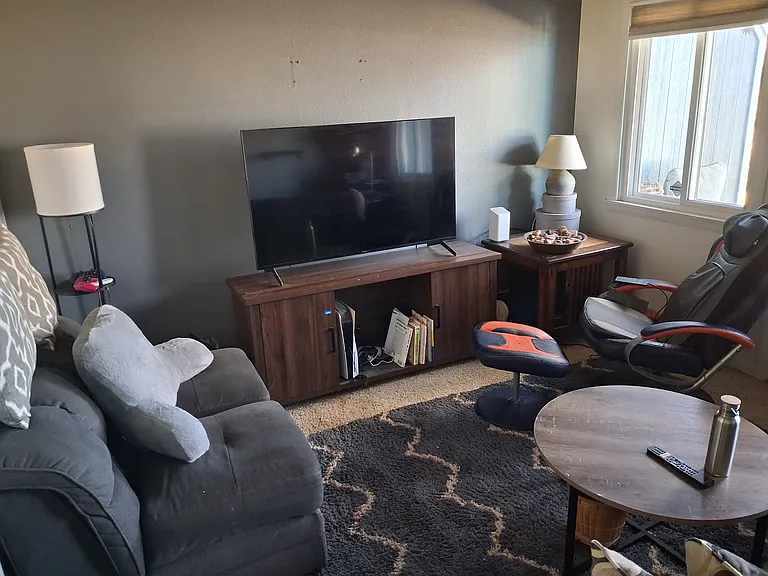 1705 Springmeadows Ct #B — Photo 10